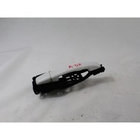 ZUNANJA KLJUKA SPREDNJA DESNA VRATA OEM N. 13142770 ORIGINAL REZERVNI DEL OPEL ASTRA H A04 L48 L08 L35 L67 R 5P/3P/SW (2007 - 2010) DIESEL LETNIK 2008