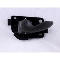 NOTRANJA KLJUKA  OEM N. 735268773 ORIGINAL REZERVNI DEL FIAT PUNTO 188 MK2 R (2003 - 2011) BENZINA LETNIK 2006