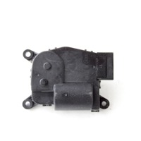 MOTORCEK OGREVANJA OEM N. 32226714 ORIGINAL REZERVNI DEL VOLVO XC40 536 R (DAL 2022)BENZINA LETNIK 2022