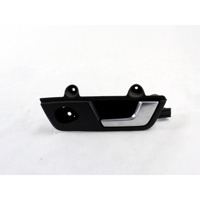 NOTRANJA KLJUKA  OEM N. 8E1837020F ORIGINAL REZERVNI DEL AUDI A4 B6 8E2 8E5 BER/SW (2001 - 2005) DIESEL LETNIK 2002