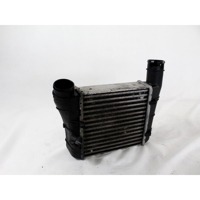 HLADILNIK INTERCOOLER OEM N. 8E0145805F ORIGINAL REZERVNI DEL AUDI A4 B6 8E2 8E5 BER/SW (2001 - 2005) DIESEL LETNIK 2002