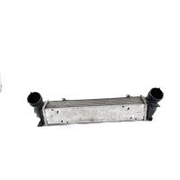 HLADILNIK INTERCOOLER OEM N. 3093796 ORIGINAL REZERVNI DEL BMW SERIE 1 BER/COUPE/CABRIO E81/E82/E87/E88 (2003 - 2007) DIESEL LETNIK 2006