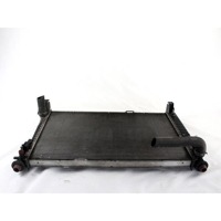 RADIATOR VODE OEM N. A1695000403 ORIGINAL REZERVNI DEL MERCEDES CLASSE A W169 5P C169 3P (2004 - 04/2008) DIESEL LETNIK 2006