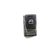 A4518204210 COMANDO INTERRUTTORE ALZA-VETRO ALZA-CRISTALLO PORTA ANTERIORE DESTRA SMART FORTWO 1.0 B 52KW AUT 3P (2008) RICAMBIO USATO