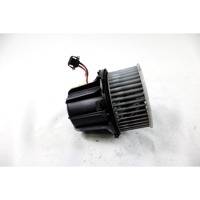 8K1820021 MOTORINO VENTOLA VENTILAZIONE ABITACOLO AUDI A4 B8 SW 2.0 D 105KW AUT 5P (2009) RICAMBIO USATO