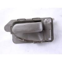 9631487777 MANIGLIA INTERNA PORTA POSTERIORE SINISTRA CITROEN XSARA PICASSO 1.6 B 80KW 5M 5P (2006) RICAMBIO USATO