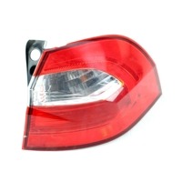 92402-1W210 FARO FANALE POSTERIORE DESTRO PARTE ESTERNA KIA RIO III 1.1 D 55KW 5P 5M (2012) RICAMBIO USATO