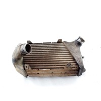 4E0145806D RADIATORE INTERCOOLER SCAMBIATORE ARIA/ARIA LATO DESTRO AUDI A8 3.0 D 171 KW 4X4 (2005) RICAMBIO USATO