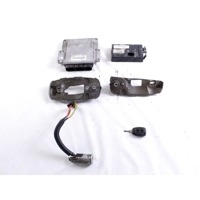 8200118526 KIT ACCENSIONE AVVIAMENTO OPEL VIVARO 1.9 D 74KW 5M 2P (2003) RICAMBIO USATO CON CENTRALINA MOTORE, BLOCCHETTI ACCENSIONE APERTURA CON CHIAVE 0281010632 8200461556