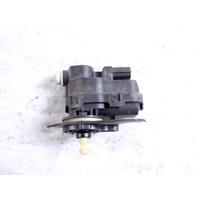 8200402521 MOTORINO REGOLAZIONE ALTEZZA FARO ANTERIORE SINISTRO NISSAN NV400 X62 2.3 D 120KW 6M 2P (2018) RICAMBIO USATO 