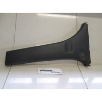 OEM N. 6241444040 ORIGINAL REZERVNI DEL TOYOTA AVENSIS VERSO M2 (2001 - 2004) DIESEL LETNIK 2004