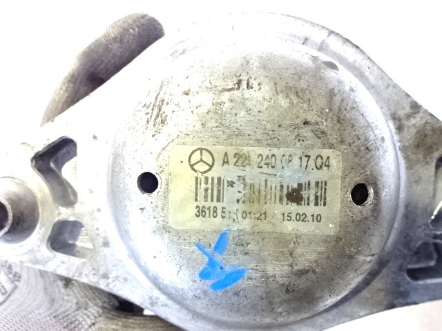 NOSILCI MOTORJA/DRUGO OEM N. A2212400817 ORIGINAL REZERVNI DEL MERCEDES CLASSE S W221 (2005 - 2013)BENZINA LETNIK 2008