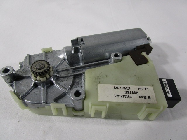 MOTOR POMICNE STREHE / SENCNIKI OEM N. 71718493 ORIGINAL REZERVNI DEL LANCIA THESIS 841 (2002 - 2009) BENZINA LETNIK 2003