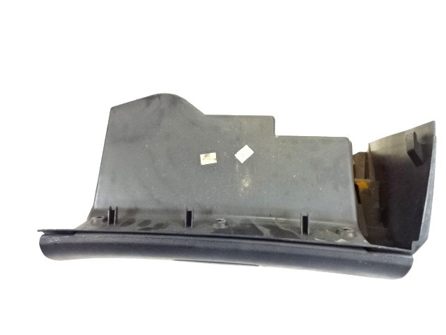 PREDAL ZA DOKUMENTE OEM N. 1U1857097CJDN ORIGINAL REZERVNI DEL SKODA OCTAVIA MK1 1U2 1U5 BER/SW (1997 - 2004)DIESEL LETNIK 2001