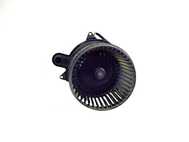 VENTILATOR  KABINE  OEM N. 5P3730000 ORIGINAL REZERVNI DEL RENAULT CAPTUR J5 H5 (2013 - 2019) BENZINA LETNIK 2017