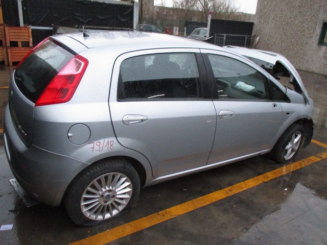 FIAT GRANDE PUNTO 1.9 D 88KW 6M 5P (2006) RICAMBI IN MAGAZZINO 