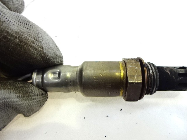 SONDA LAMBDA  OEM N. 226A47260R H8200495791 ORIGINAL REZERVNI DEL RENAULT CAPTUR J5 H5 (2013 - 2019) BENZINA LETNIK 2017