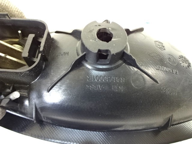 NOTRANJA KLJUKA  OEM N. 826730001R ORIGINAL REZERVNI DEL RENAULT MEGANE MK3 BZ0/1 B3 DZ0/1 KZ0/1 BER/SPORTOUR/ESTATE (2009 - 2015) DIESEL LETNIK 2010