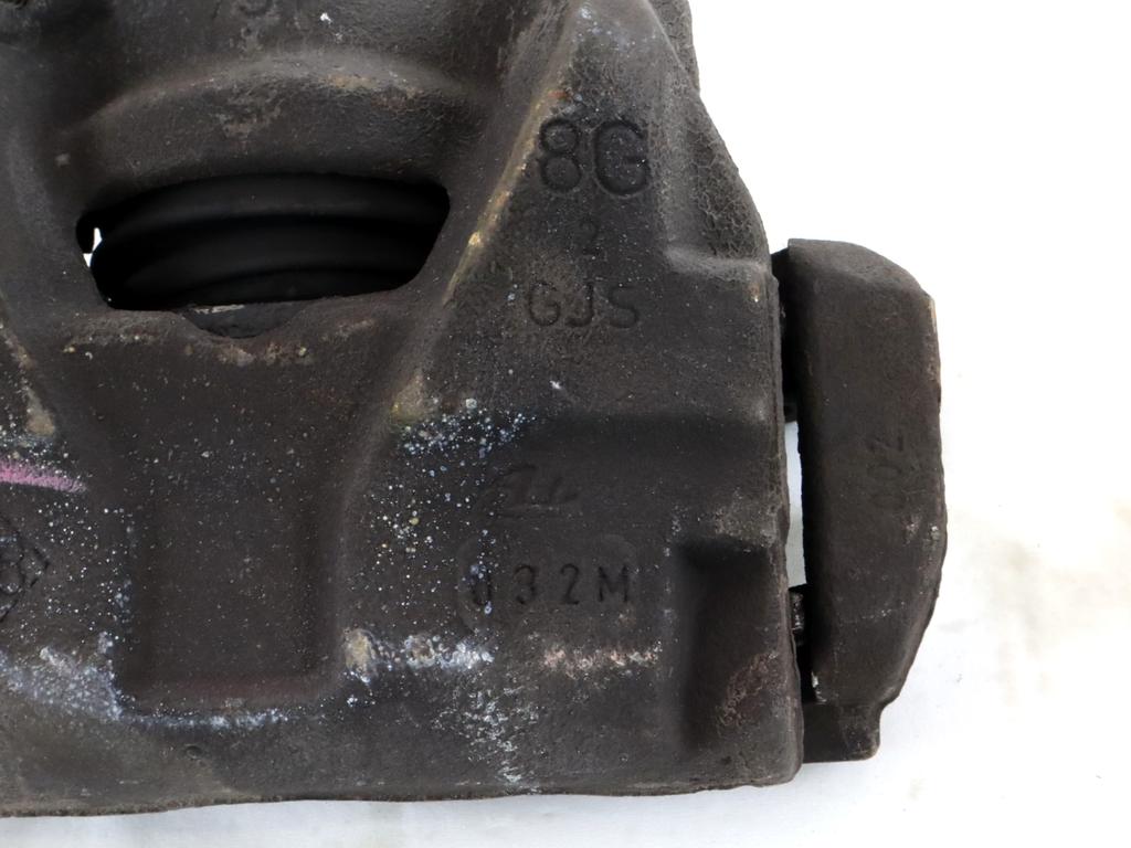 SPREDNJE DESNE ZAVORNE CELJUSTI  OEM N. 410018218R ORIGINAL REZERVNI DEL RENAULT MEGANE MK3 BZ0/1 B3 DZ0/1 KZ0/1 BER/SPORTOUR/ESTATE (2009 - 2015) DIESEL LETNIK 2010