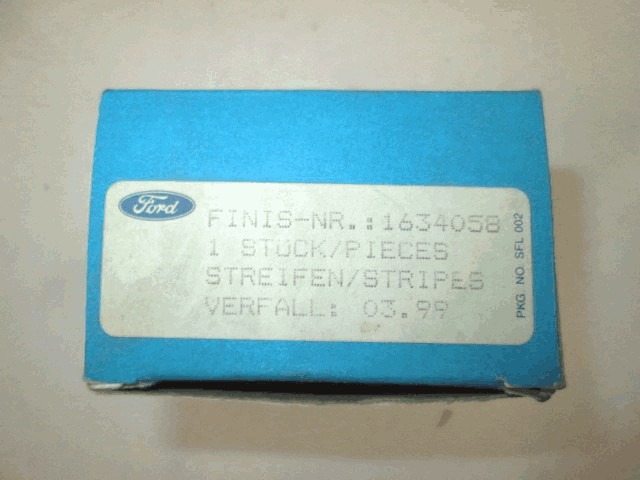 OKRASNE LETVE IN PROFILI SPREDNJIH VRAT OEM N. 85FGB29174AA3ZD ORIGINAL REZERVNI DEL FORD FIESTA GFBT MK1 (1976 - 1983)BENZINA LETNIK 1976