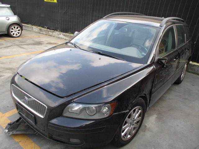 VOLVO V50 SW 2.0 D 100KW 6M 5P (2006) RICAMBI IN MAGAZZINO 