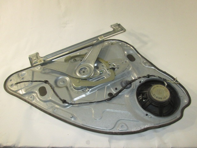 MEHANIZEM ZA ZADNJA VRATA  OEM N. 3M51R24994CH ORIGINAL REZERVNI DEL FORD FOCUS CMAX DM2 MK1 (10/2003 - 03/2007) DIESEL LETNIK 2004