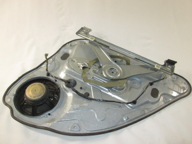 MEHANIZEM ZA ZADNJA VRATA  OEM N. 3M51R24995CH ORIGINAL REZERVNI DEL FORD FOCUS CMAX DM2 MK1 (10/2003 - 03/2007) DIESEL LETNIK 2004