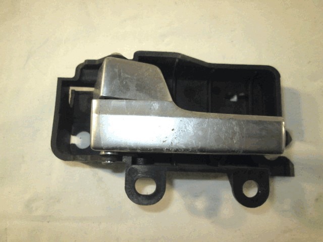 NOTRANJA KLJUKA  OEM N. 3M51R22601BB ORIGINAL REZERVNI DEL FORD FOCUS DA HCP DP MK2 BER/SW (2005 - 2008) DIESEL LETNIK 2006