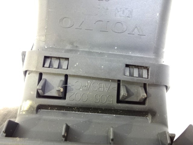 ODVOD ZRAKA OEM N. 39888290 ORIGINAL REZERVNI DEL VOLVO C70 542 MK2 (2006 - 2013)DIESEL LETNIK 2009