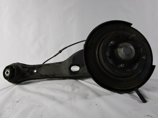 ZADNJI LEVI NOSILEC KOLES/PESTO OEM N. 30874951 ORIGINAL REZERVNI DEL VOLVO V40/S40 MK1 644 645 (1996 - 2004)DIESEL LETNIK 2002