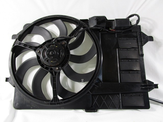 VENTILATOR HLADILNIKA OEM N. 1742150000000 ORIGINAL REZERVNI DEL MINI ONE / COOPER / COOPER S R50 R52 R53 (2001-2006) BENZINA LETNIK 2002