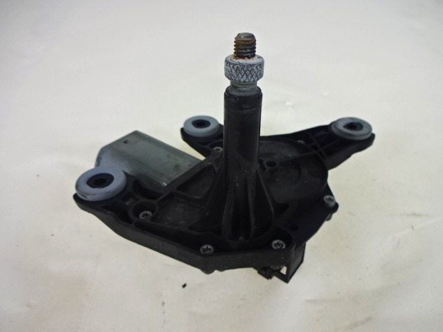 MOTORCEK ZADNJEGA BRISALCA OEM N. 51757867 ORIGINAL REZERVNI DEL FIAT GRANDE PUNTO 199 (2005 - 2012) DIESEL LETNIK 2008