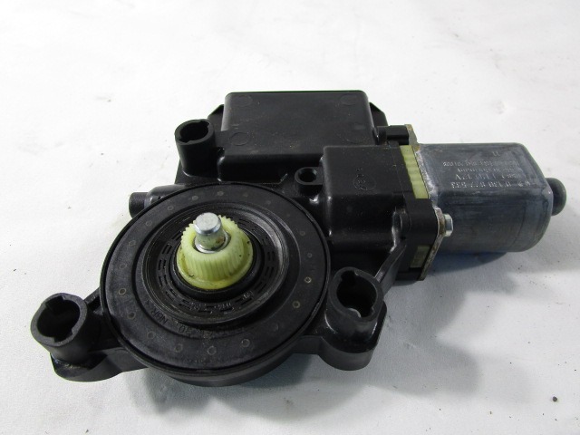 MOTORCEK ELEKTRICNEGA POMIKA ZADNJEGA STEKLA  OEM N. 130822533 ORIGINAL REZERVNI DEL VOLKSWAGEN POLO 6R1 6C1 (06/2009 - 02/2014) DIESEL LETNIK 2011