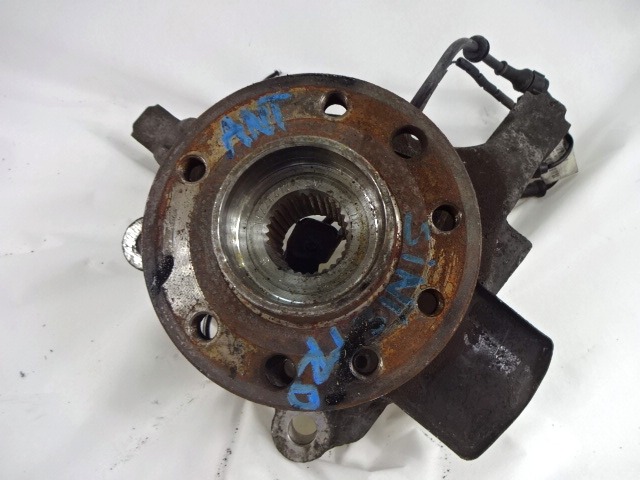 LEVI VRTLJIVI LEZAJ / PESTO KOLESA Z LEZAJEM SPREDAJ OEM N. 51748680 ORIGINAL REZERVNI DEL FIAT CROMA 194 MK2 (2005 - 10/2007)  DIESEL LETNIK 2007