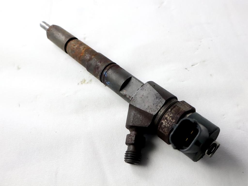 INJEKTORJI DIESEL OEM N. 445110213 ORIGINAL REZERVNI DEL FIAT CROMA 194 MK2 (2005 - 10/2007)  DIESEL LETNIK 2007