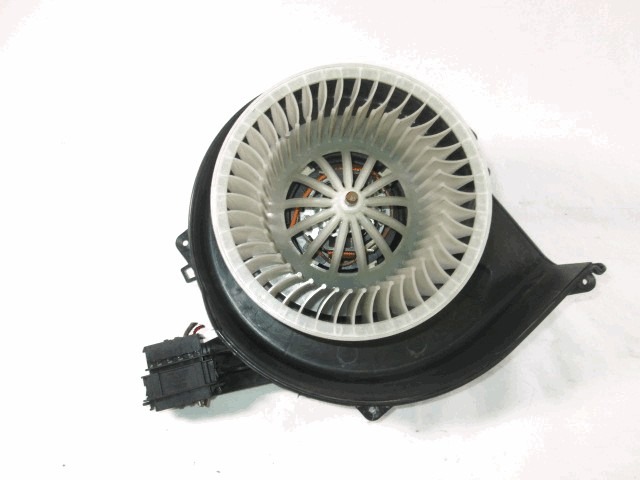 VENTILATOR  KABINE  OEM N. 6R1819015A ORIGINAL REZERVNI DEL SEAT IBIZA 6J5 6P1 MK4 R BER/SW (2012 -2017) DIESEL LETNIK 2015