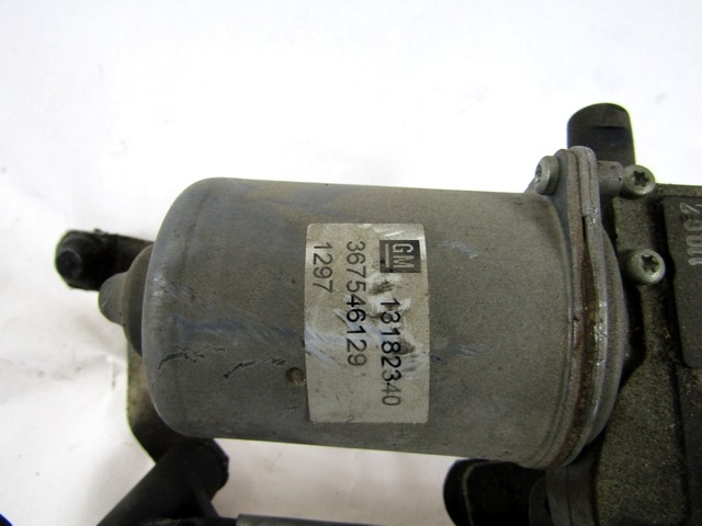 MOTORCEK PREDNJIH BRISALCEV OEM N. 13182340 ORIGINAL REZERVNI DEL OPEL CORSA D S07 (2006 - 2011) DIESEL LETNIK 2007