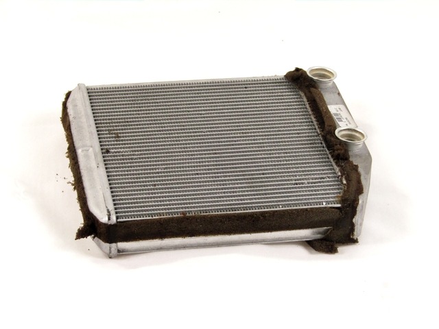 GRELEC RADIATORJA OEM N. 164210100 ORIGINAL REZERVNI DEL OPEL CORSA D S07 (2006 - 2011) DIESEL LETNIK 2007