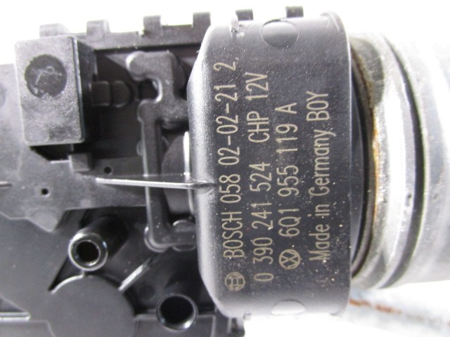 MOTORCEK PREDNJIH BRISALCEV OEM N. 390241524 ORIGINAL REZERVNI DEL SKODA FABIA MK1 6Y2 BER/SW (2000 - 03/2007) BENZINA LETNIK 2002