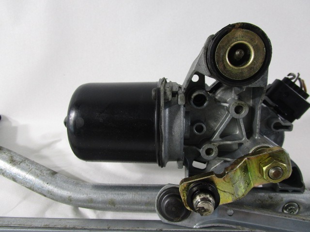 MOTORCEK PREDNJIH BRISALCEV OEM N. 6401F4 ORIGINAL REZERVNI DEL CITROEN C3 / PLURIEL MK1 (2002 - 09/2005) BENZINA LETNIK 2005