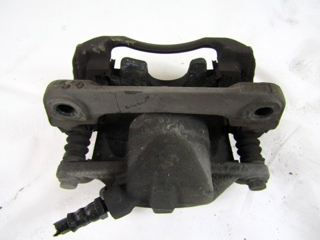 SPREDNJE DESNE ZAVORNE CELJUSTI  OEM N. 7701207686 ORIGINAL REZERVNI DEL RENAULT MEGANE MK2 BM0/1 CM0/1 EM0/1 KM0/1 LM0/1 BER/GRANDTOUR  (10/2002 - 02/2006) DIESEL LETNIK 2003