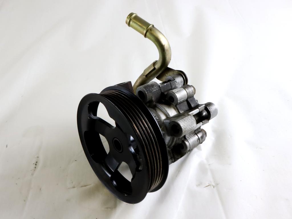 SERVO CRPALKA  OEM N. 4431012500 ORIGINAL REZERVNI DEL TOYOTA COROLLA E11 (1995 - 2002)BENZINA LETNIK 2001