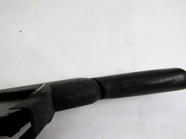 OEM N. 8E0711305P ORIGINAL REZERVNI DEL AUDI A4 B6 8E2 8E5 BER/SW (2001 - 2005) DIESEL LETNIK 2004