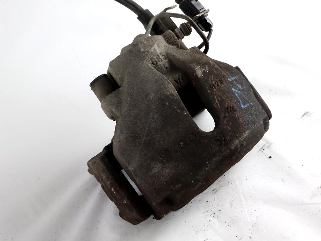 SPREDNJE DESNE ZAVORNE CELJUSTI  OEM N. 8E0615124A ORIGINAL REZERVNI DEL AUDI A4 B6 8E2 8E5 BER/SW (2001 - 2005) DIESEL LETNIK 2004