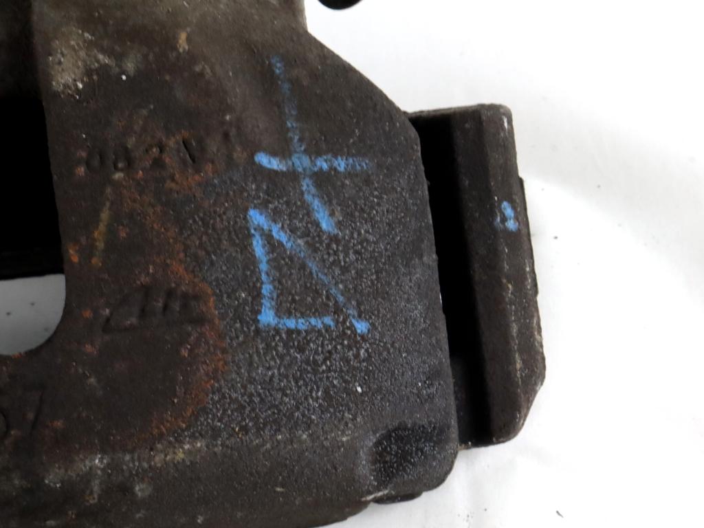 SPREDNJE DESNE ZAVORNE CELJUSTI  OEM N. 8E0615124A ORIGINAL REZERVNI DEL AUDI A4 B6 8E2 8E5 BER/SW (2001 - 2005) DIESEL LETNIK 2004