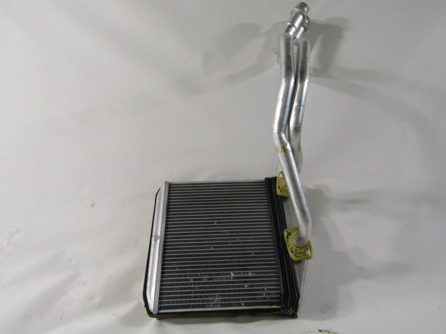 GRELEC RADIATORJA OEM N. 164210100 ORIGINAL REZERVNI DEL FIAT PUNTO EVO 199 (2009 - 2012)  BENZINA/GPL LETNIK 2010