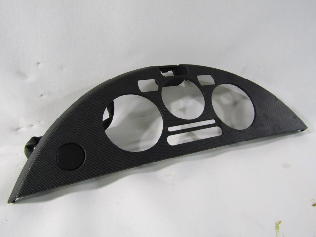 ARMATURNA PLO?CA OEM N. 275709U100 ORIGINAL REZERVNI DEL NISSAN NOTE E11 MK1 (2005 - 2013)BENZINA LETNIK 2009