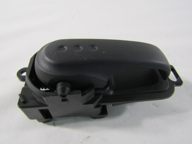 NOTRANJA KLJUKA  OEM N. 80670AX ORIGINAL REZERVNI DEL NISSAN NOTE E11 MK1 (2005 - 2013)BENZINA LETNIK 2009