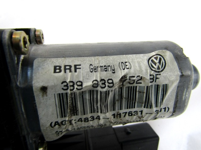 MOTORCEK ELEKTRICNEGA POMIKA ZADNJEGA STEKLA  OEM N. 3B9839752BF 0130821696 F005S00060 ORIGINAL REZERVNI DEL VOLKSWAGEN PASSAT B5.5 3B3 3B6 3BG R BER/SW (11/2000 - 2005) DIESEL LETNIK 2002