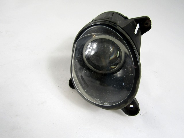 DESNA MEGLENKA OEM N. 3B7941700A ORIGINAL REZERVNI DEL VOLKSWAGEN PASSAT B5.5 3B3 3B6 3BG R BER/SW (11/2000 - 2005) DIESEL LETNIK 2002